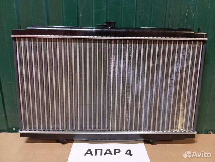 Радиатор двс Nissan Primera Р12 2001-2008