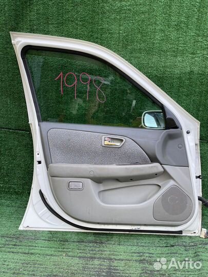 Дверь передняя левая Toyota Mark II Wagon Qualis S