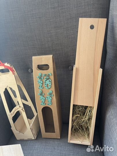 Коробка для бутылки подарочная