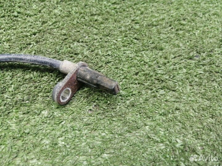 Датчик ABS передний правый Mercedes-Benz GLK-Class