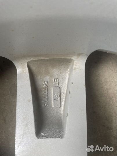 Pirelli P Zero Nero All Season 2.25/45 R17