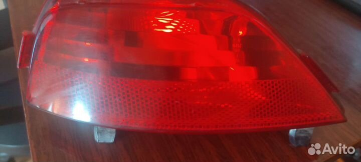 Катафот Renault Laguna III. Правый