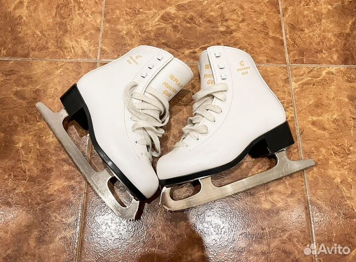 Коньки фигурные 32 размера