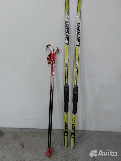 Лыжи беговые Larsen,ботинки,снегокат