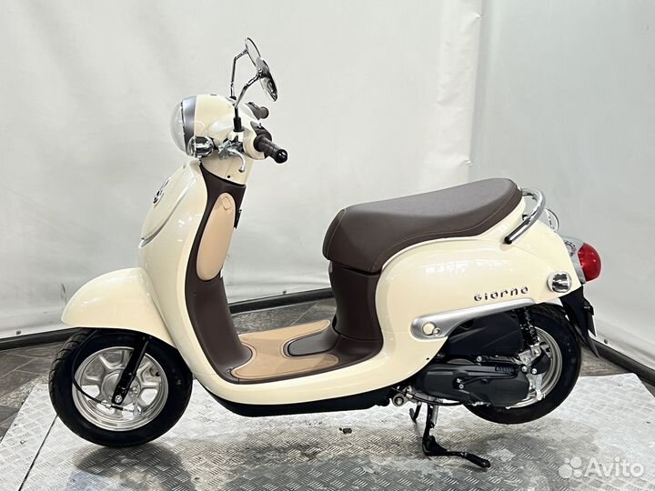Скутер Honda Giorno