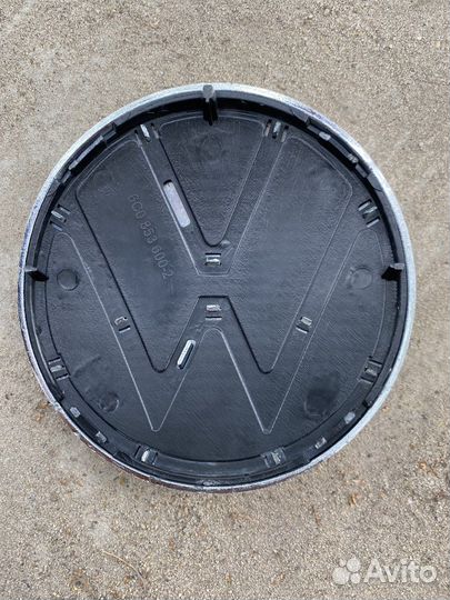 Значок на фольтстваген