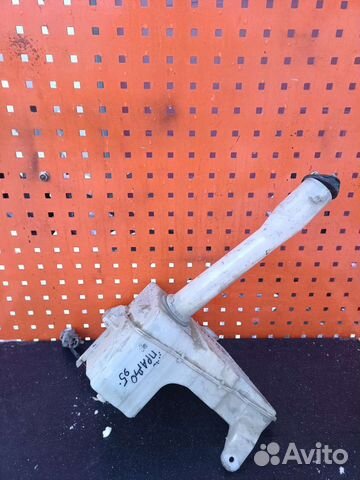 Бачок омывателя Toyota land cruiser Prado 95