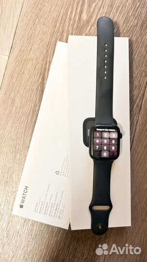 Часы apple watch se 44 mm