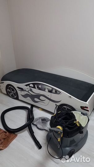 Детская кровать машина с матрасом