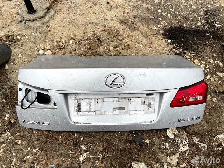 Крышка багажника Lexus Is250