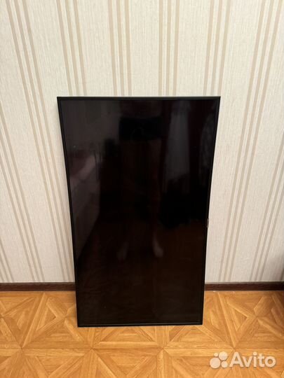 Продам телевизор Samsung UE49NU7300U на запчасти