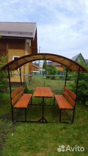 Беседка для дачи из поликарбоната