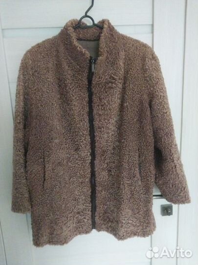 Шуба полушубок 56р каракуль
