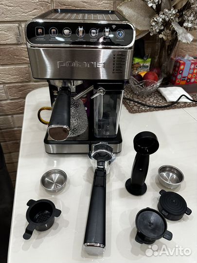 Кофеварка рожковая polaris