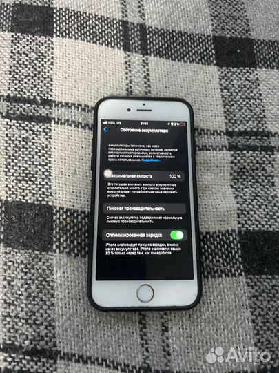 iPhone 6S, 64 ГБ