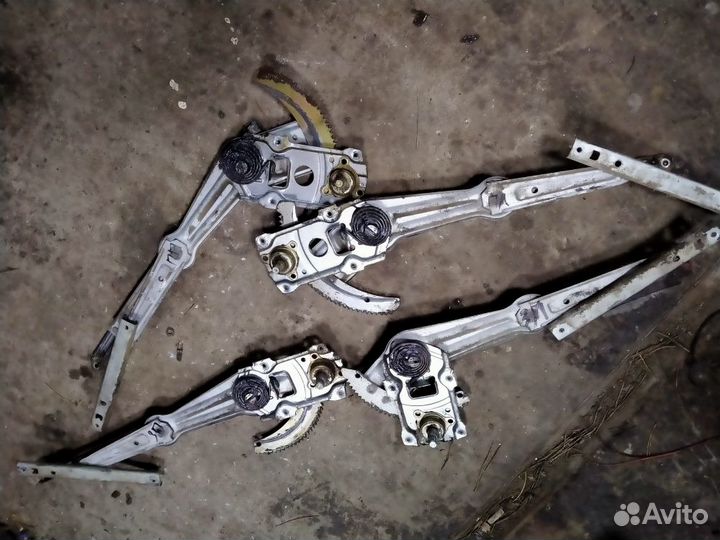 Дэу - тико стеклоподьемник механический