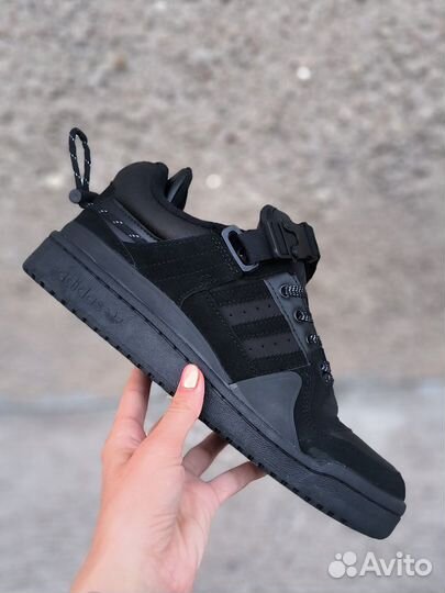 Кроссовки adidas forum low bad bunny