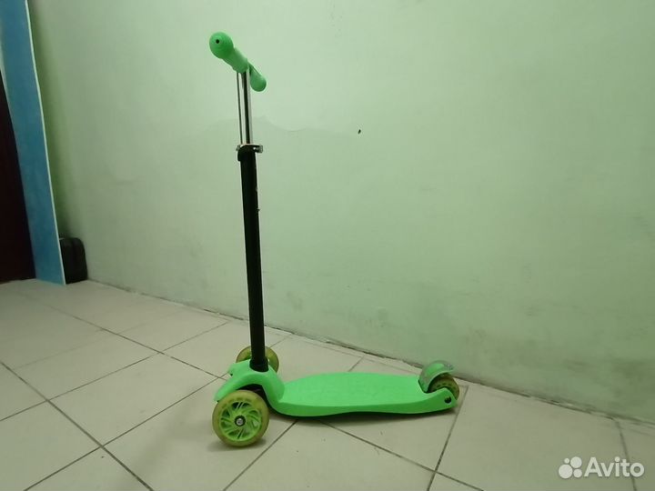 Самокат детский трехколесный бу