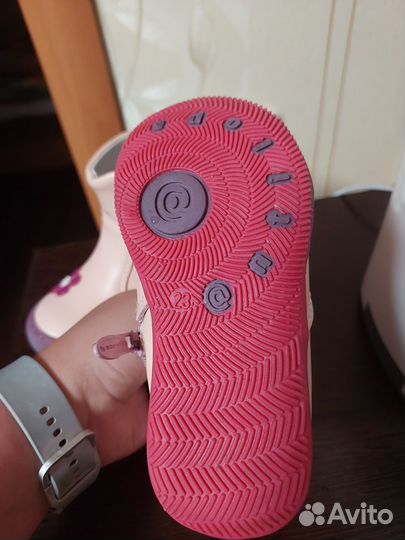 Ботинки на девочку 23 размер