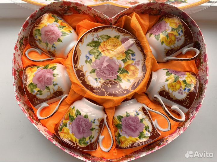 Чайный сервиз на 6 персон