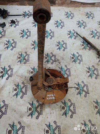 Ступица задняя левая Mazda Capella