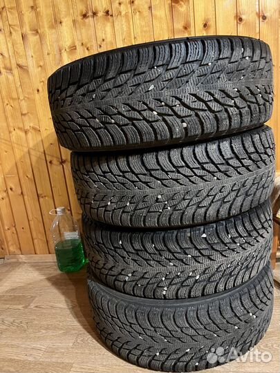 Nokian Tyres Hakkapeliitta R3 SUV 225/60 R17 103R