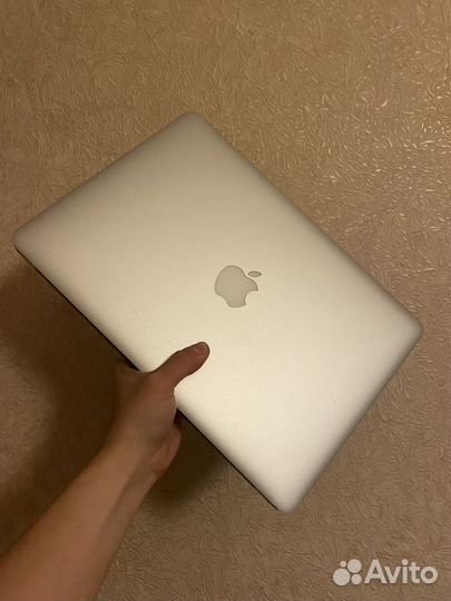 MacBook Air 13-inch 2017