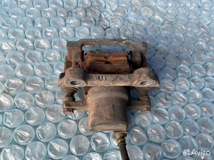 Суппорт задний правый Dodge Charger LD ERB / 3.6L