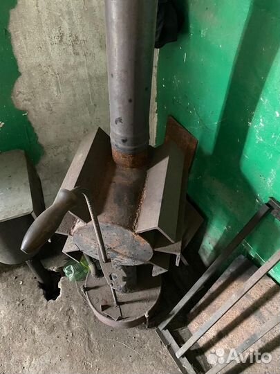 Печь буржуйка для гаража на отработанном масле