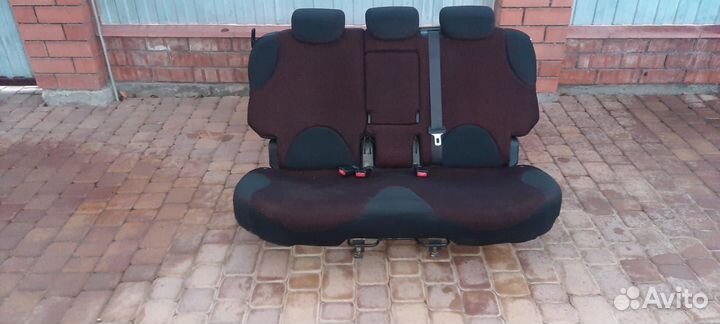Задние сиденья nissan note e 11