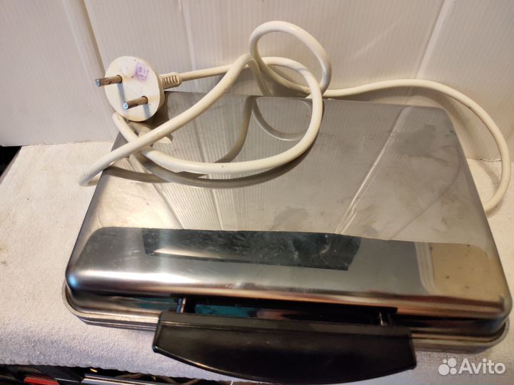 Чайник электрический бытовой керамический