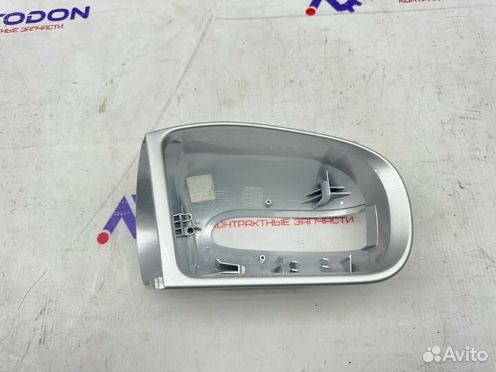 Корпус зеркало С744 правый Mercedes E W211