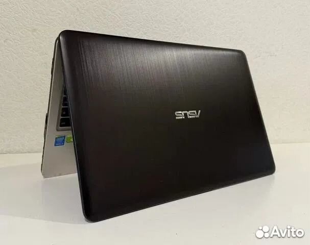 Asus (i3-5005U 2.00GHz/8gb/GeForce 920M/SSD 256gb)