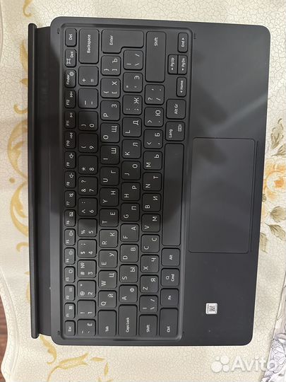 Продам планшет на запчасти