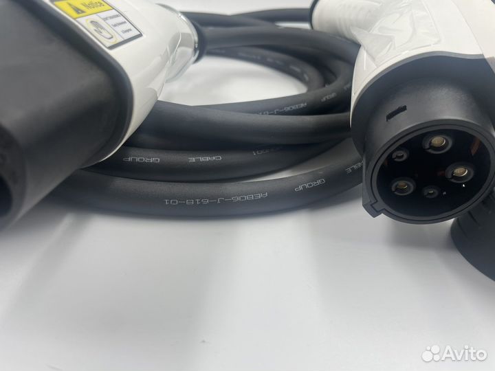 Кабель для зарядки электромобиля Type 2 - Type 1