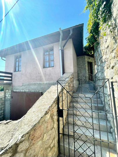 Дом 45 м² на участке 11 сот.