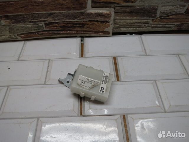 Блок управления центральным замком Subaru Legacy