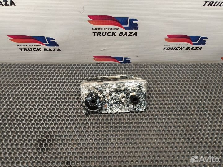 Кронштейн подушки заднего моста