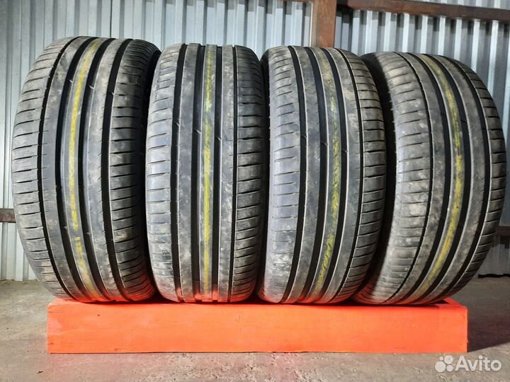 Michelin Pilot Sport 4 SUV 275/50 R21