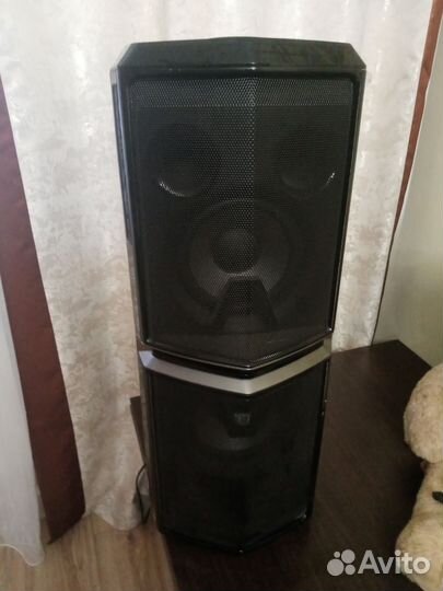 Блютуз колонка