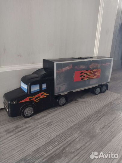 Машина-кейс wagon wheels