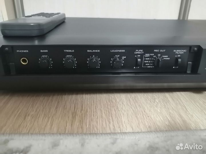 Топовый хай энд предусилитель Yamaha сх