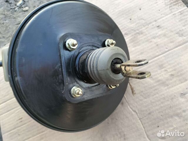 Вакуум тормозной Рено символ в сборе