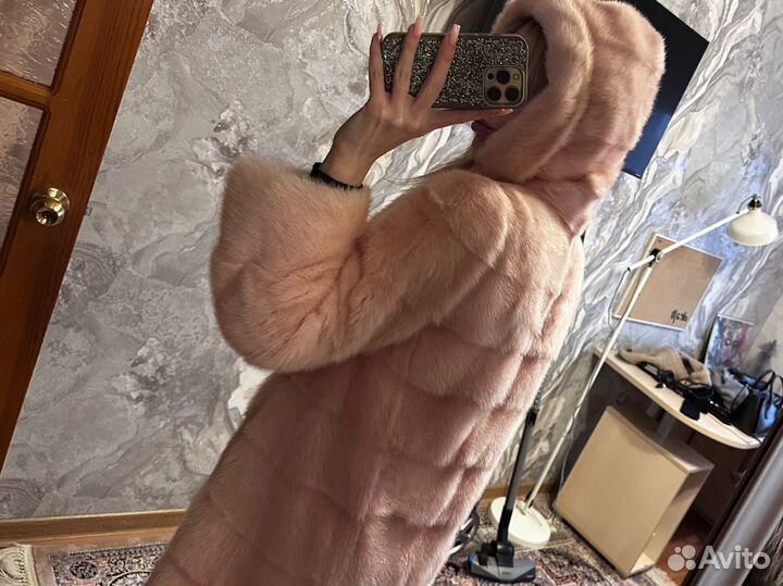 Шуба норковая розовая 42-44