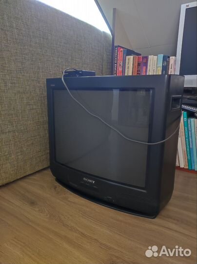 Телевизор Sony с тюнером DVd (приёмник)