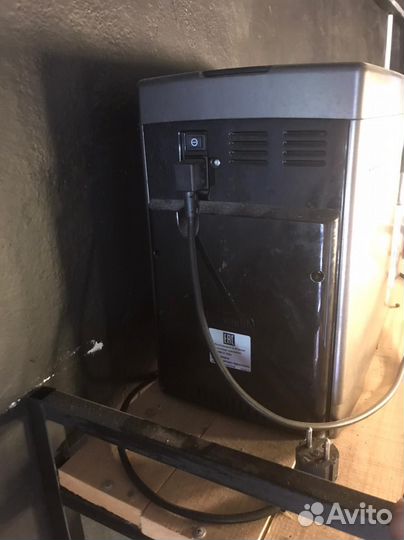 Кофемашина delonghi