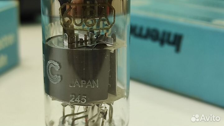 Радиолампа 6U8A /ECF82 Mullard