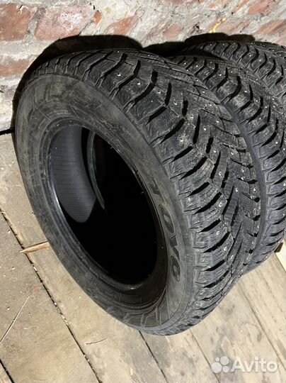 Toyo Observe Ice-Freezer 205/65 R15 94T