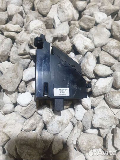 Кнопка аварийки Mazda 3 BL