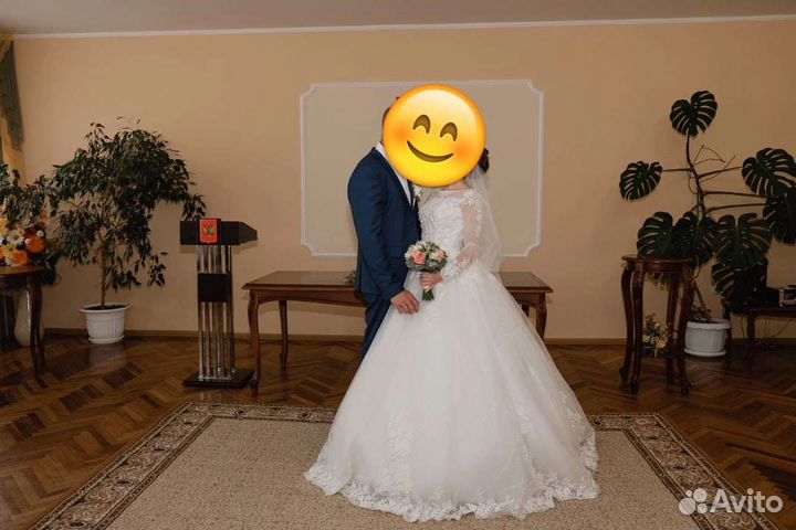 Свадебное платье